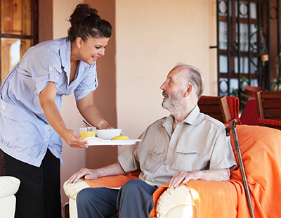 Elder Care with a nurse and patient in Washington 